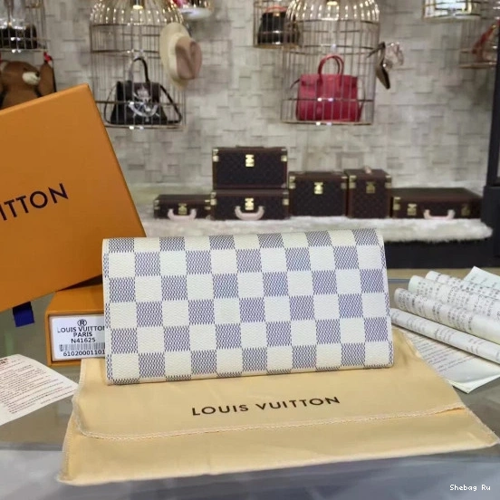 Louis EMILIE Vuitton 0804